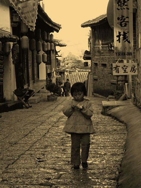 Economic Crystal Ball: Global Recession Probability Markets Guide