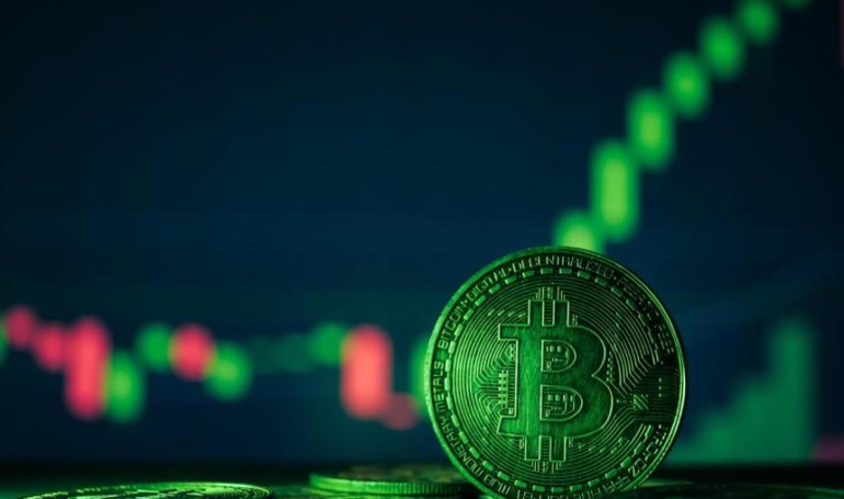 Bitcoin's Two-Year Cycle: Half the Months Green, What's Next?