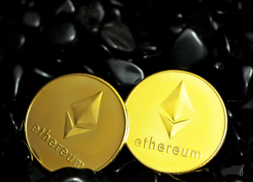 Ethereum Founder's Recent ETH Transfers Spark Market Speculation