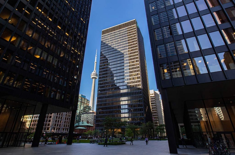 Non-Farm Payrolls Beat/Miss Trading Guide: Mastering the Monthly Jobs Report on Prediction Markets